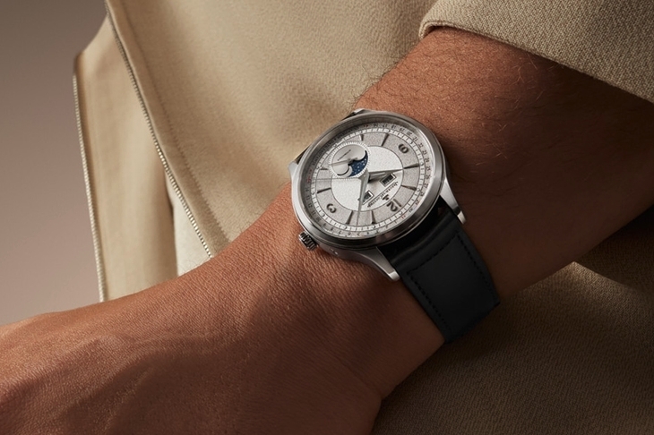 JAEGER-LECOULTRE - MASTER CONTROL - Q4148450 - 積家發表 Master Control Calendar 限量版,灰銀雙色錶盤新演繹經典