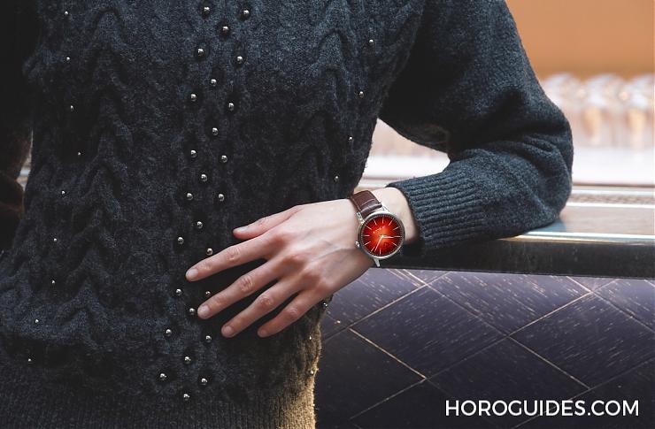 CORUM - HERITAGE - Z082/03590 - 紅藍綠 CORUM La Grande Vie 新系列、新經典、新色調