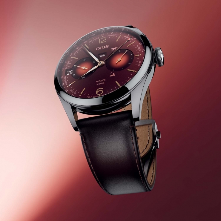 ORIS - ARTELIER - 01 113 7806 4088-Set - ORIS 豪利時發表火馬年限量版腕錶：以深紅錶盤詮釋火馬精神