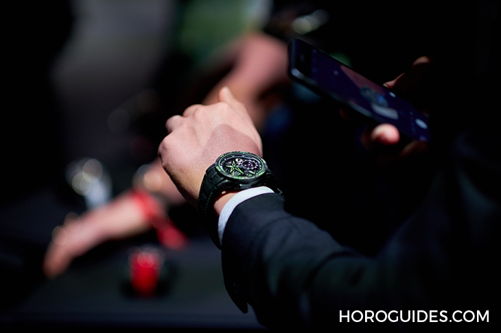 ROGER DUBUIS - EXCALIBUR - RDDBEX0862 - 限量一只！ROGER DUBUIS 三問飛行陀飛輪腕錶  