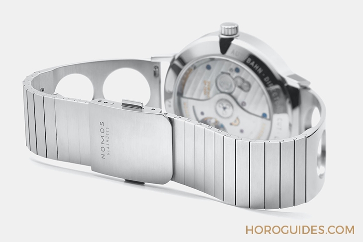 NOMOS - AUTOBAHN - 1301.S2 - 復古賽車鍊帶！NOMOS Autobahn系列「Director