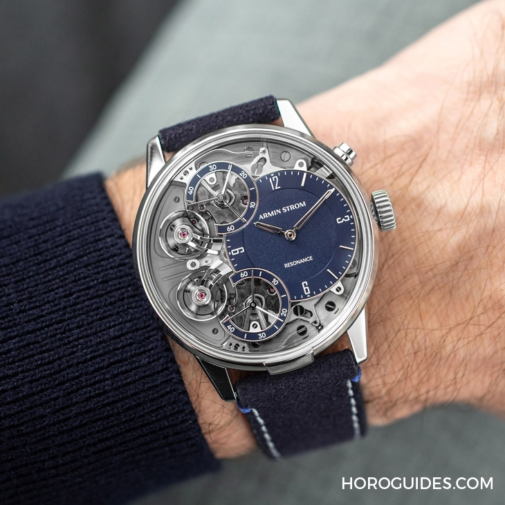 ARMIN STROM - RESONANCE - ST22-RF.05 - 湛藍入作，Armin Strom鏡像共振腕錶新色亮相