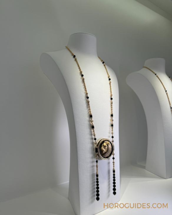 CHANEL - 高級鐘錶 - （Seated Lion 長項鍊錶） - 獅子，永恆的守護｜CHANEL The Time of the Lion系列高級製錶