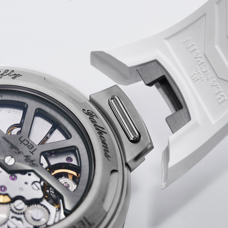 BLANCPAIN - FIFTY FATHOMS - 5029-12B30-94A - 寶珀全新錶帶快拆系統，五十噚Tech-nicolors腕錶率先採用