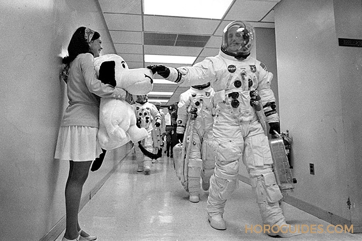 OMEGA - SPEEDMASTER - 310.32.42.50.02.001 - 必買經典30款 - 歐米茄Speedmaster "Silver Snoopy Award"