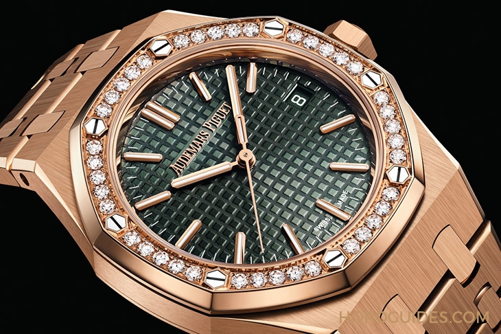 AUDEMARS PIGUET - ROYAL OAK - 15550ST.OO.1356ST.04 - 男女都無法抗拒！愛彼Royal Oak新款37毫米 中性尺寸