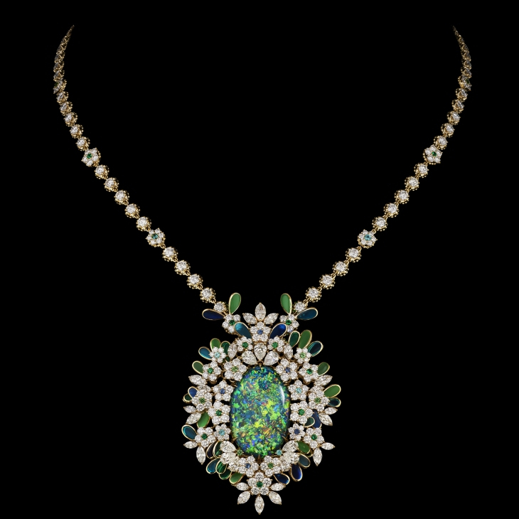 DIOR - 奇想織夢，瑰寶載藝｜DIOR以破格工藝詩意演繹Diorexquis高級珠寶系列