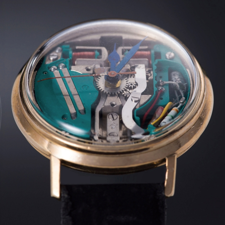 BULOVA - 「嗡」一聲，傳奇音叉穿越65年歸來！ACCUTRON推出新一代音叉腕錶Spaceview 314