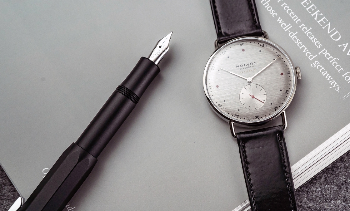NOMOS - AT WORK - 1114 - 職場選錶，實用至上｜NOMOS Slivercut面盤的洗鍊魅力