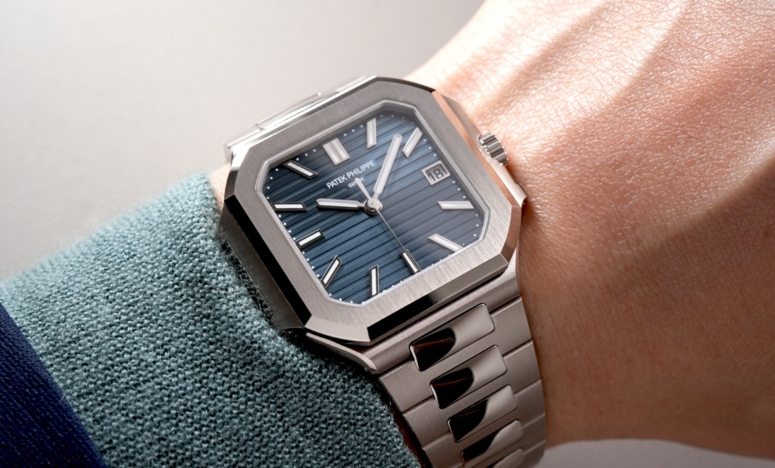 PATEK PHILIPPE - CUBITUS - 7128/1G-001 - Cubitus 40mm中裝尺寸現身！PATEK PHILIPPE Ref. 7128白金藍灰面及玫瑰金啡面款登場