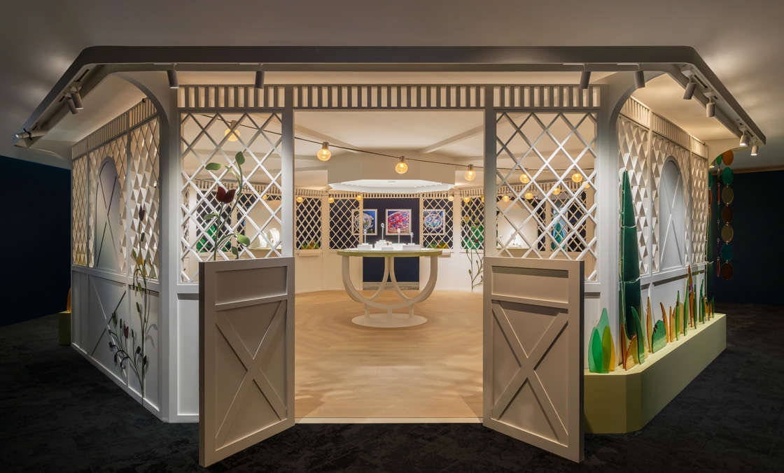 VAN CLEEF & ARPELS - POETIC COMPLICATION - VCARPERV00 - 在庭閣裡做了一場遇見梵克雅寶高級製錶的夢