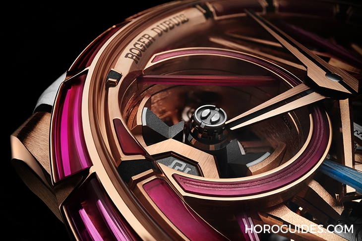 ROGER DUBUIS - EXCALIBUR - RDDBEX0950 - 自帶螢光效果的漸變色寶石圈！日夜都炫目的Roger Dubuis王者系列夜光單擺輪腕錶