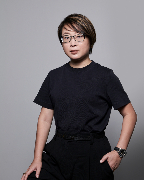 CHANEL - J12 - （J12 Dripping Art 腕錶套組） - 當彩妝語彙走進高級製錶：Celine Yap 眼中的 BLUSH 新篇章