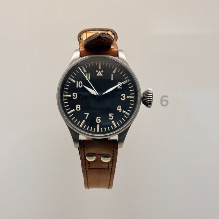 IWC - INGENIEUR - IW328908 - 親訪IWC沙夫豪森：走進機芯背後的真實世界