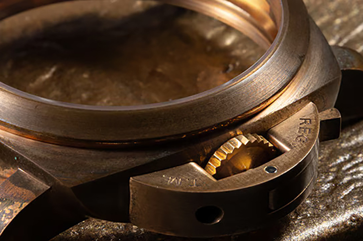 PANERAI - LUMINOR MARINA - PAM01678 - 青銅美學的再進化：Panerai Luminor Marina PAM01678 展現材質的時間語言