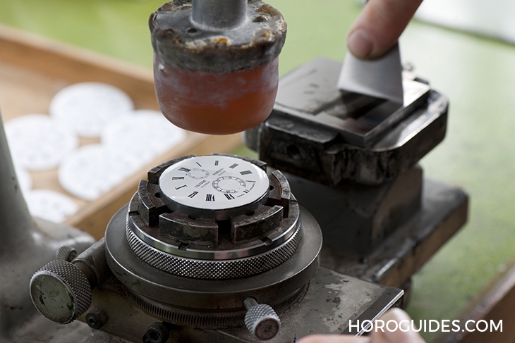 ULYSSE NARDIN - CLASSIC - 8150-111-2/AMERICA - 經典、彌新， 雅典錶的琺瑯工藝