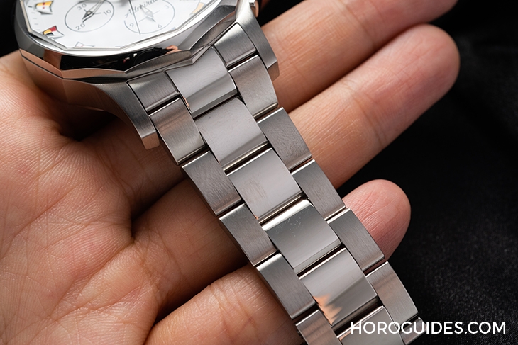 CORUM - ADMIRAL - A395/04249 - CORUM崑崙錶Admiral 42工藝升級 重鑄實用主義新美學