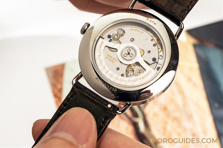 NOMOS - AT WORK - 1114 - 職場選錶，實用至上｜NOMOS Slivercut面盤的洗鍊魅力