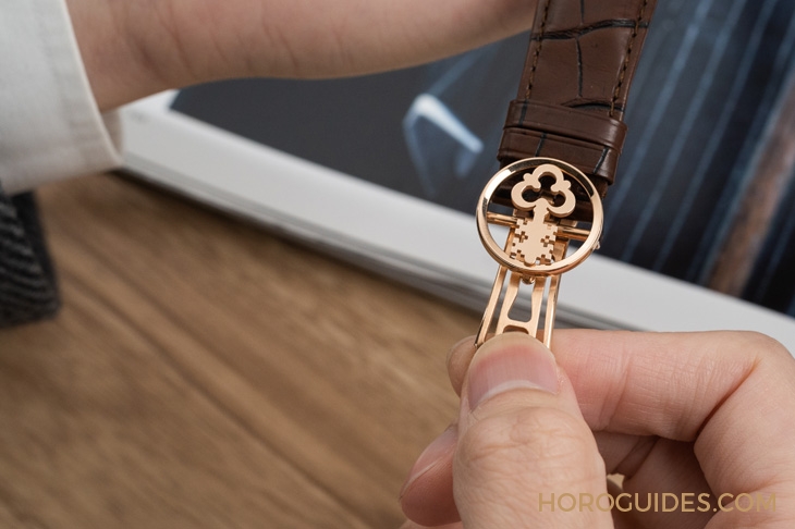 CORUM - GOLDEN BRIDGE - B113/04166 - 芯動,才該是一只錶最動人的亮點|Corum金橋40週年紀念錶