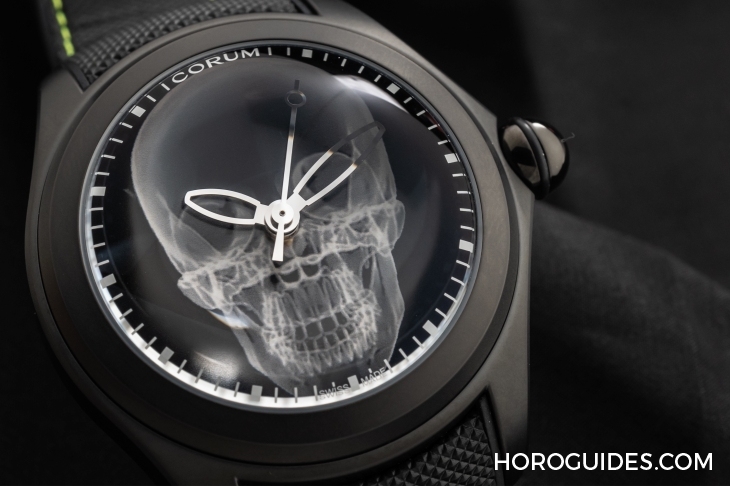 CORUM - BUBBLE - L082/04270 - 大膽狂放!泡泡裡的幽冥綠光|Corum Bubble X Ray自動腕錶