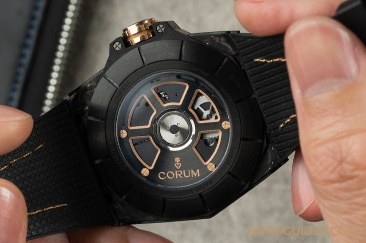 CORUM - ADMIRAL - A298/04277 - 298.100.46/F249 AD10 - 為這道剛硬厚實的輪廓，撒金｜Corum Admiral 45海軍上將飛行陀飛輪鏤空自動腕錶