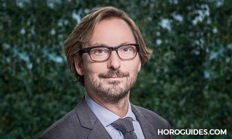 VAN CLEEF & ARPELS - POETIC COMPLICATION - VCARPBNJ00 - 聚焦寶石之美：梵克雅寶總裁Nicolas Bos導覽2023年新作