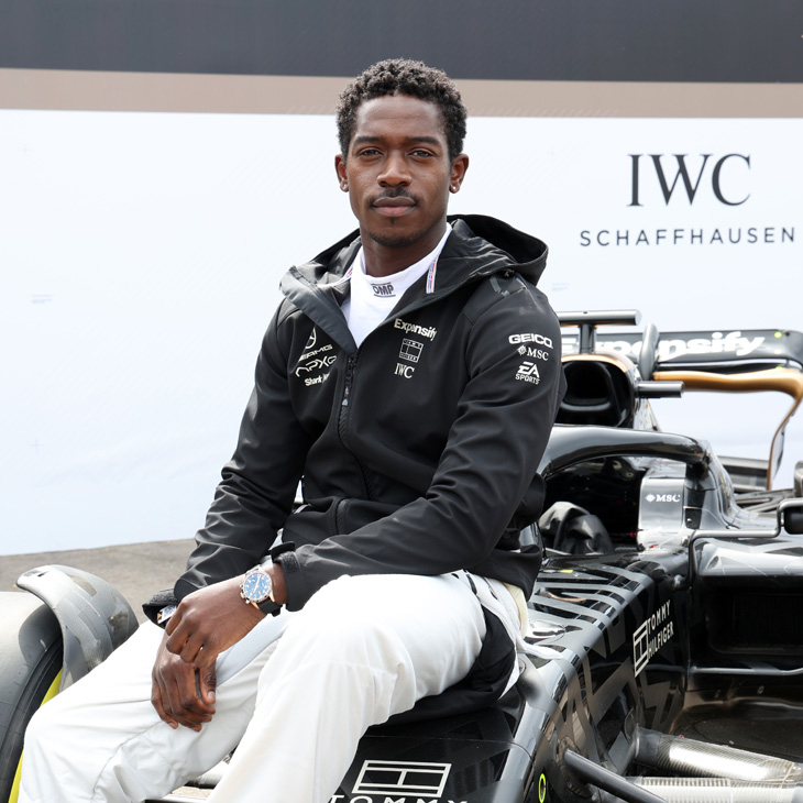 IWC - INGENIEUR - IW328908 - 真假?IWC最新贊助的F1車隊逆襲奪冠,還打造聯名錶款?!布萊德彼特和《F1電影》演給你看