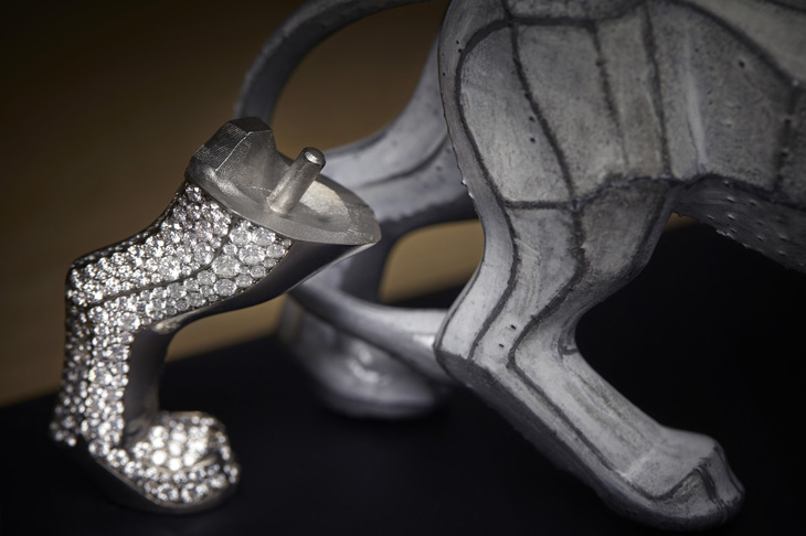 CHANEL - 高級鐘錶 - (Diamonds Astroclock座鐘) - 以獅形雕塑守護時間|CHANEL The Lion of Mademoiselle系列時計