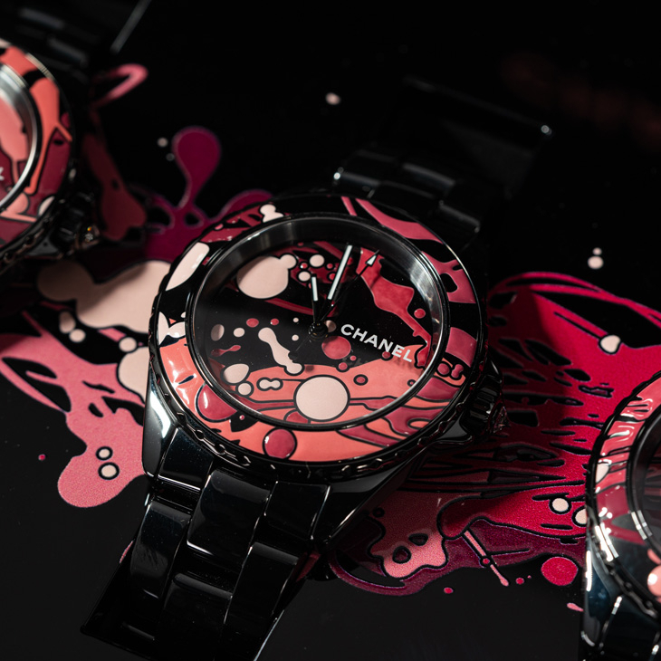 CHANEL - J12 - (Mademoiselle J12 Blush Caliber 12.1機芯38毫米腕錶) - 以粉紅色調為腕錶上妝:CHANEL BLUSH限定腕錶系列,彩妝美學與高級製錶的交會