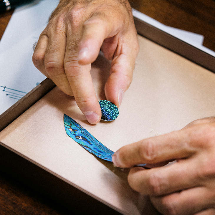 BVLGARI - LVCEA - 104243 - 以日本螺鈿漆藝構築光之馬賽克|BVLGARI Lvcea Notte Di Luce限量腕錶