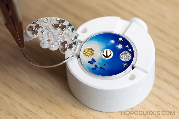 VAN CLEEF & ARPELS - POETIC COMPLICATION - VCARPBKD00 - 讀取她的時光花語：梵克雅寶2023全新詩意複雜時計