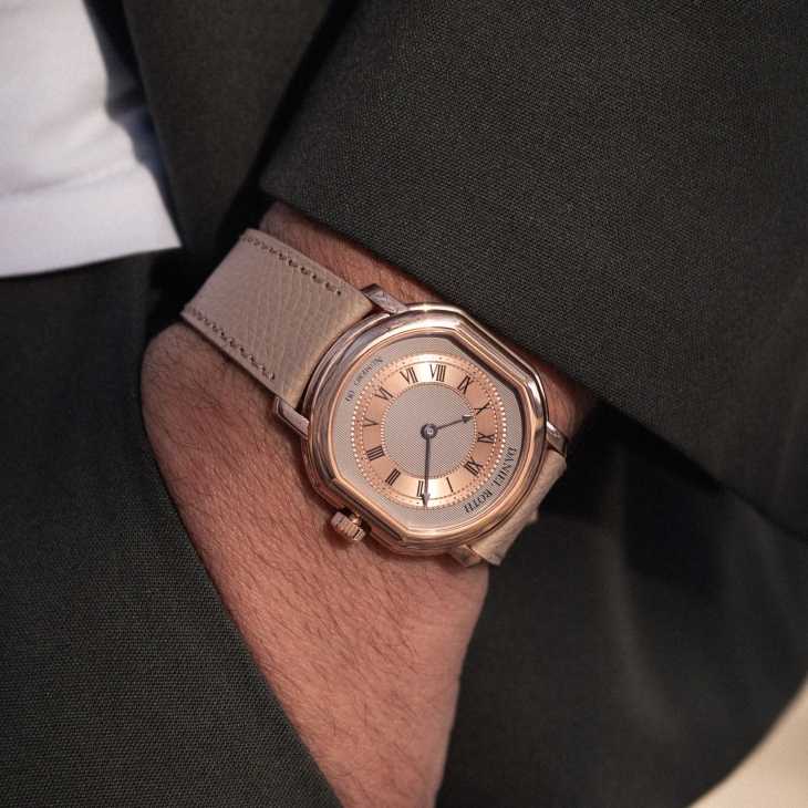 DANIEL ROTH - Daniel Roth - DBBD01A1 - 經典再現，暖金閃耀｜DANIEL ROTH全新常規版玫瑰金Extra Plat兩針超薄款亮相