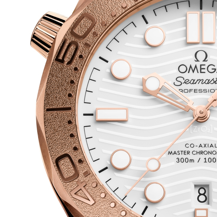OMEGA - SEAMASTER - 210.52.42.20.04.001 - 奢華潛水四重奏！OMEGA Seamaster海馬潛水300米系列貴金屬新款列陣