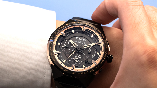 CITIZEN鈦金屬50週年旗艦錶 霸氣上手