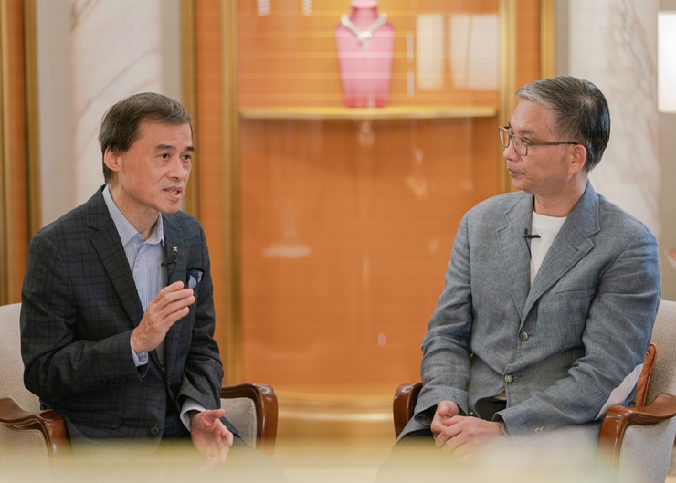 專家告訴你，史上最薄三針機械錶BVLGARI OCTO FINISSIMO Ultra如何締造1.8mm的奇蹟